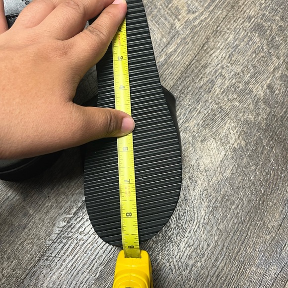 NUO MEI DENG Women's Black Wedge Sandals - Picture 11 of 12